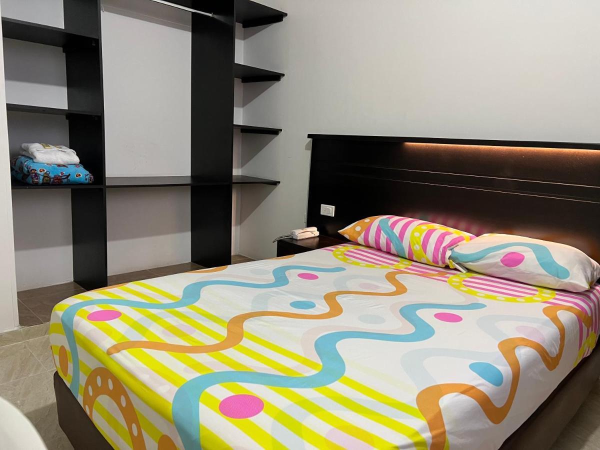 Hotel Marialu Оканья Экстерьер фото
